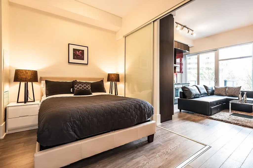 Loft - Entertainment & Financial District Canada
