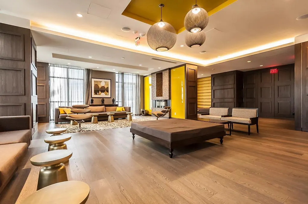 Loft - Entertainment & Financial District